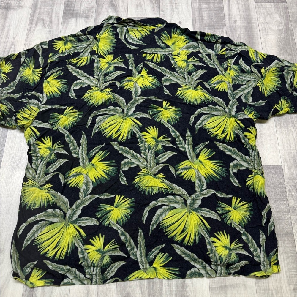 Men's XL Old Maui Brand Black Hawaiian Button-Down Shirt Palm Trees Print